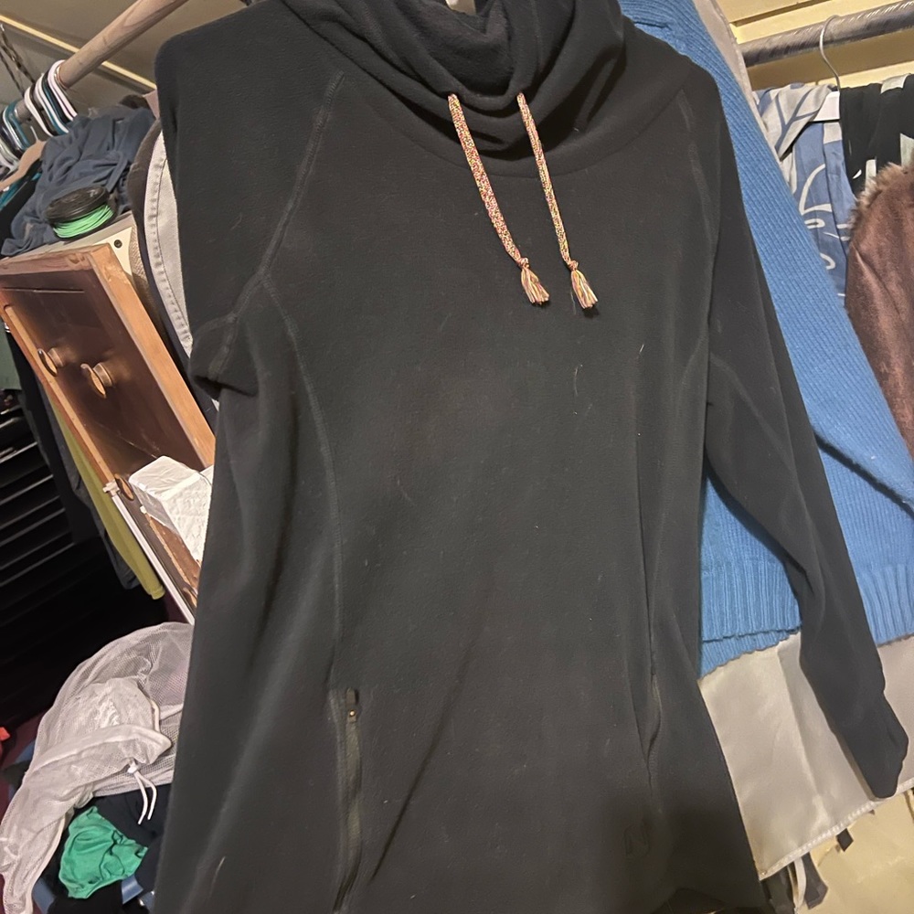 Noble mock neck fleece